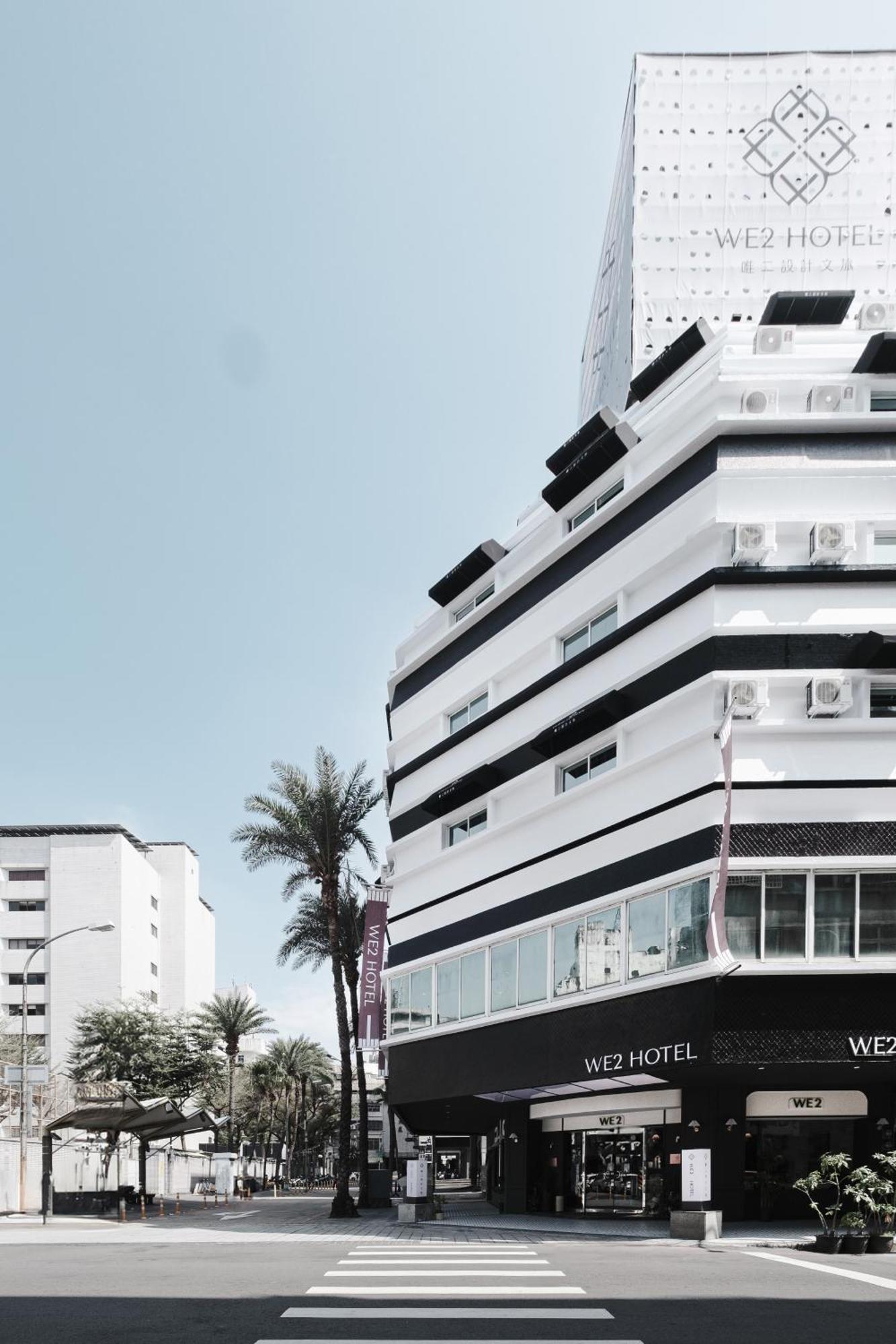 We2 Design Hotel Taichung Exterior photo